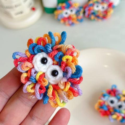 Cartoon little monster cute brooch Handcrafted wool crochet bag matching accessories